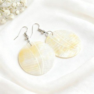 Handcrafted Shell Earrings Premium Design Originally Best Quality